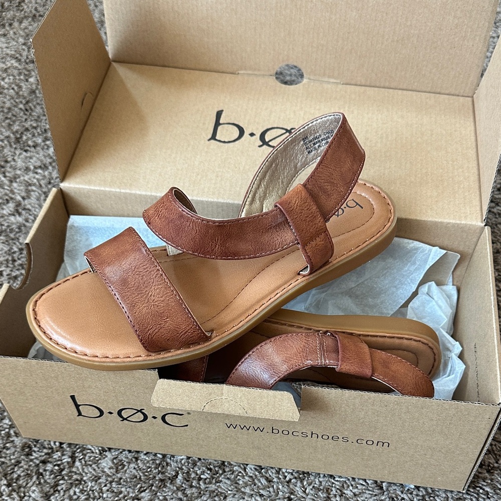 NEW b.o.c. Kacee Sandal in Dark Tan